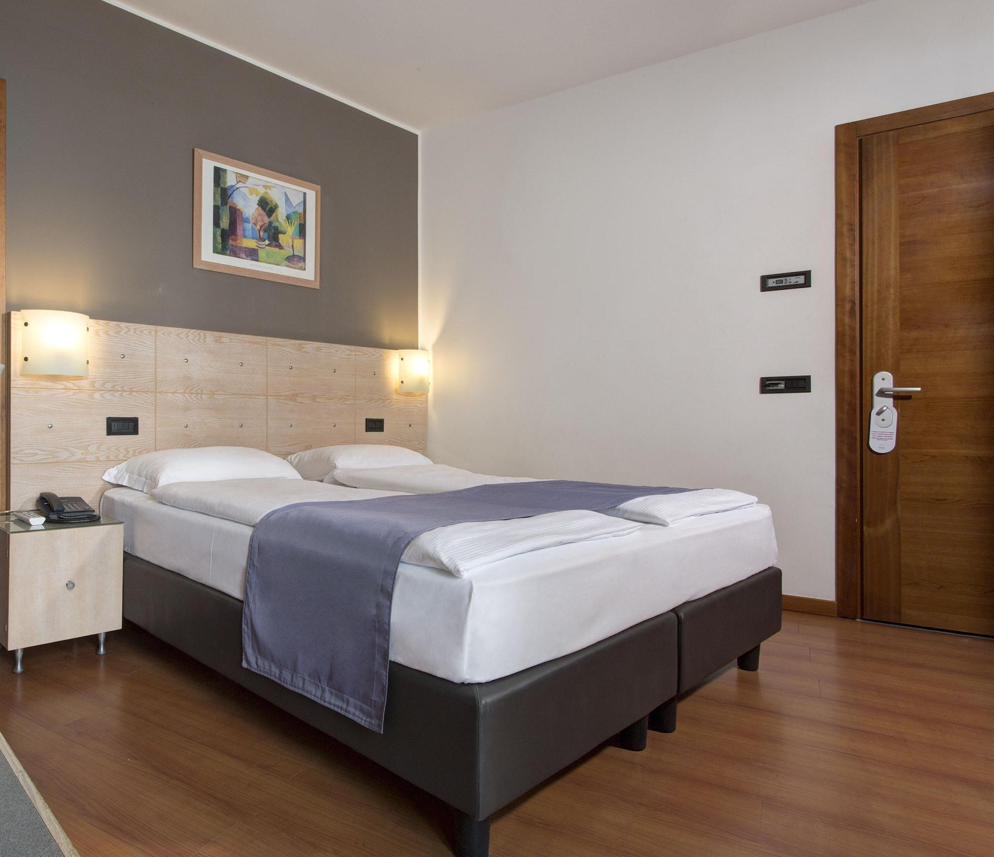 Victoria Frontemare Beach & Spa Hotel Jesolo Екстер'єр фото