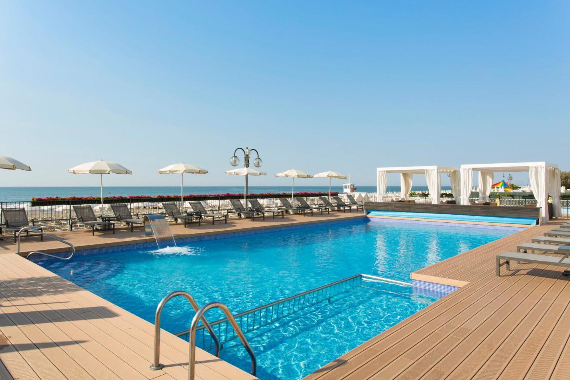 Victoria Frontemare Beach & Spa Hotel Jesolo Екстер'єр фото