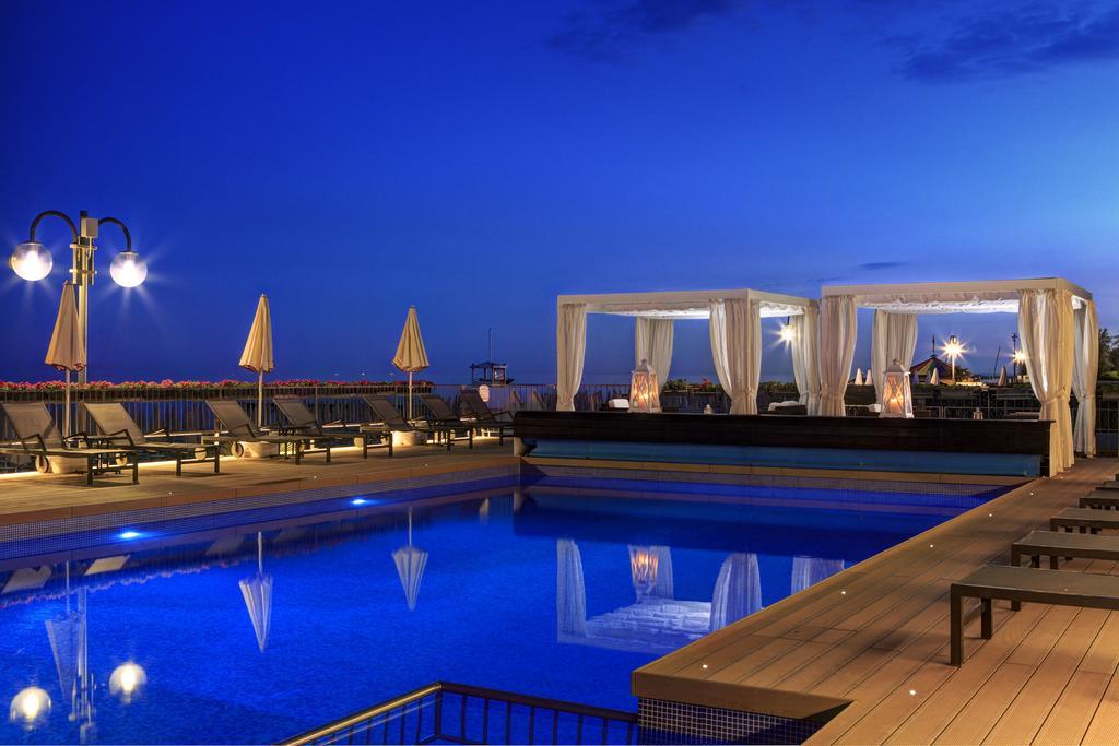 Victoria Frontemare Beach & Spa Hotel Jesolo Екстер'єр фото