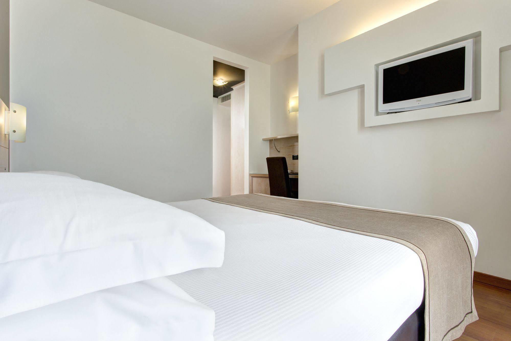 Victoria Frontemare Beach & Spa Hotel Jesolo Екстер'єр фото